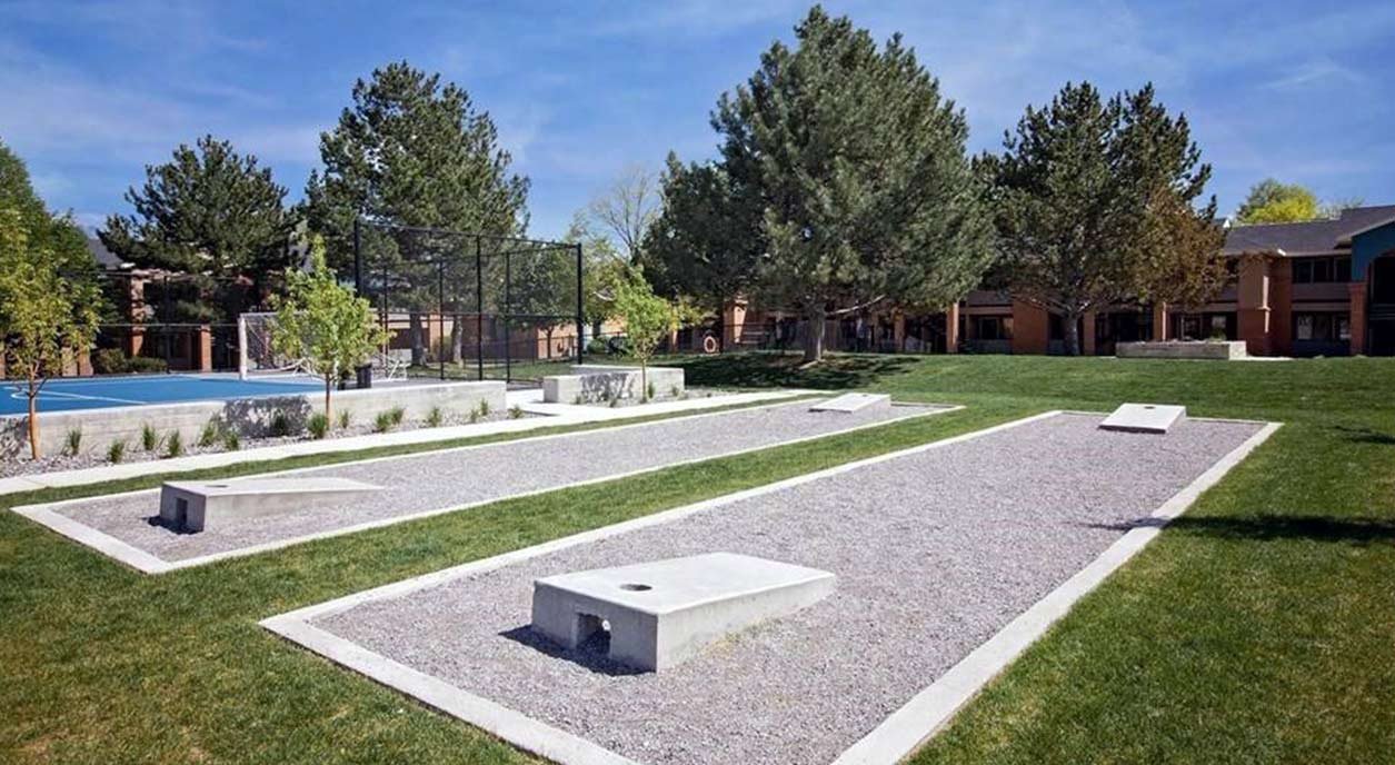 cornehole-court-game-florida