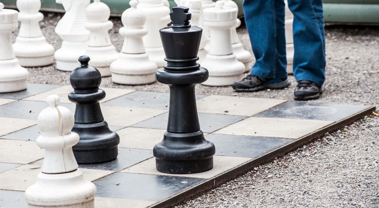 giant-chess-game-construction