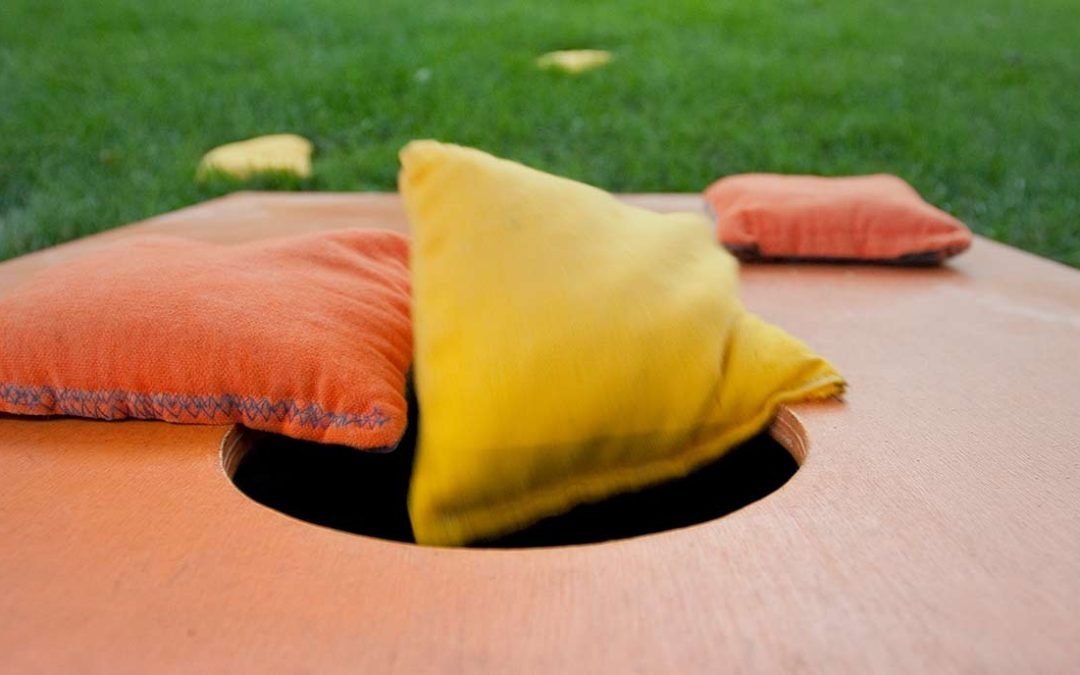 How to Build a Cornhole Court?